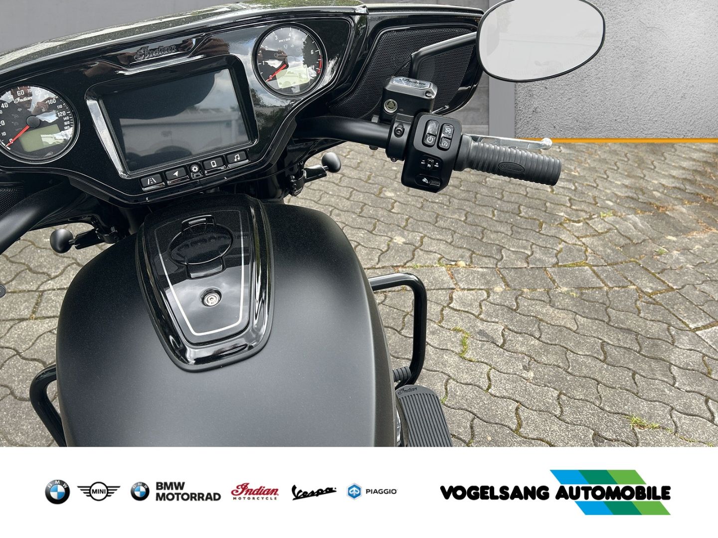Fahrzeugabbildung Indian Chieftain Powerplus Dark Horse Jekill & Hyde, Si