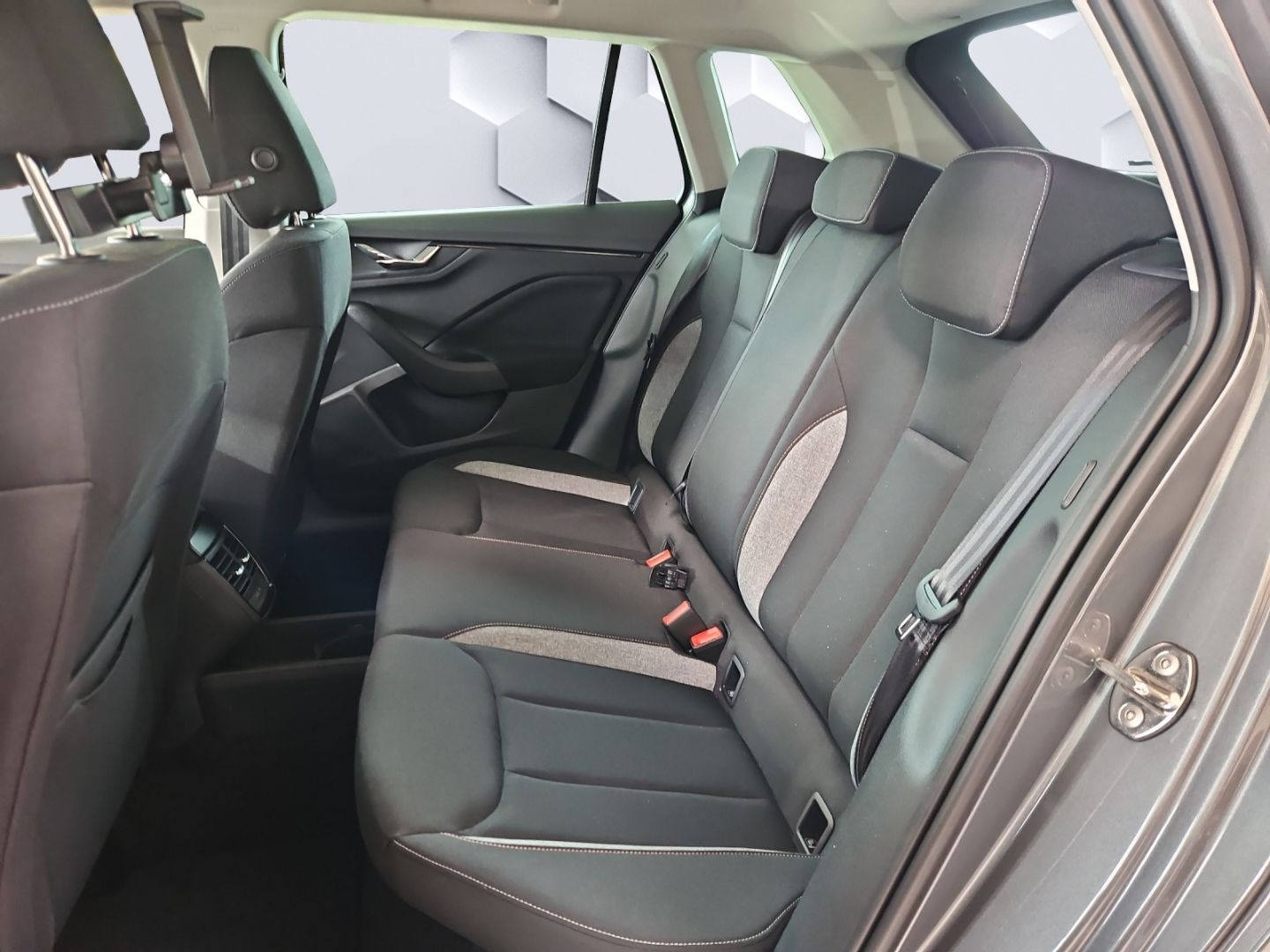 Kamiq Drive 1.0 TSI 85 kW DSG Komfort Plus Fahra