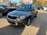 Skoda Yeti 1.2 TSI Ambition Navigation-Climatronic-ABS - Skoda Yeti in Essen