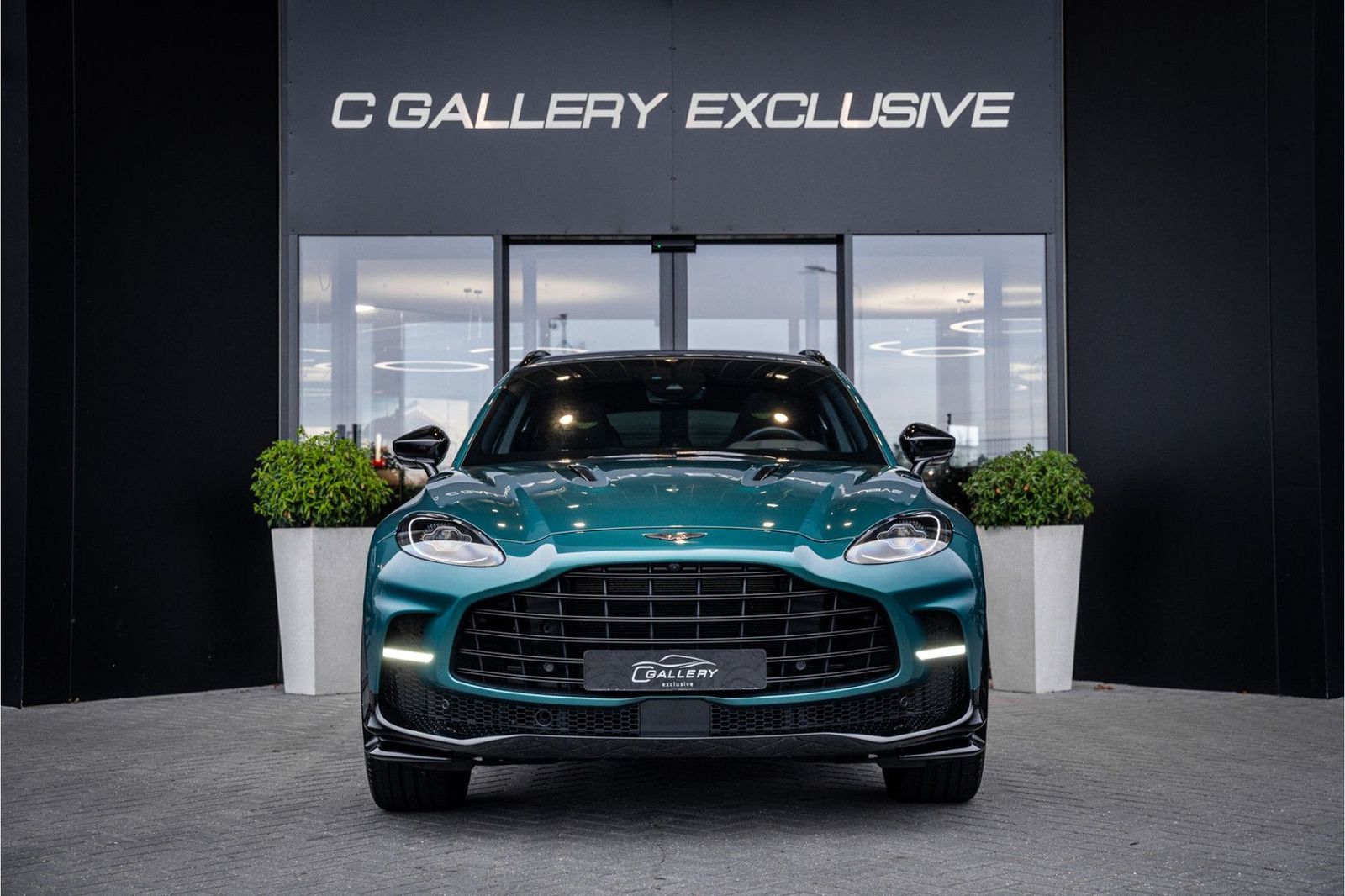 Aston Martin DBX 4.0 V8 707 - BTW Auto | Panorama | Carbon | imagem 2