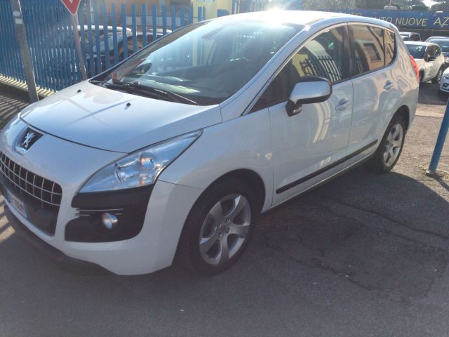 Peugeot 3008 1.6 HDi 115CV Allure tagliandata ci