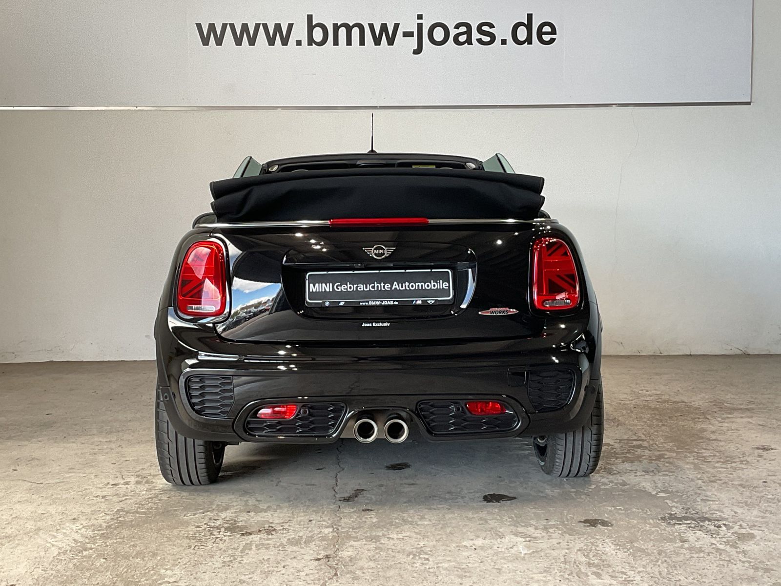 Fahrzeugabbildung MINI John Cooper Works Cabrio Chili Head-Up