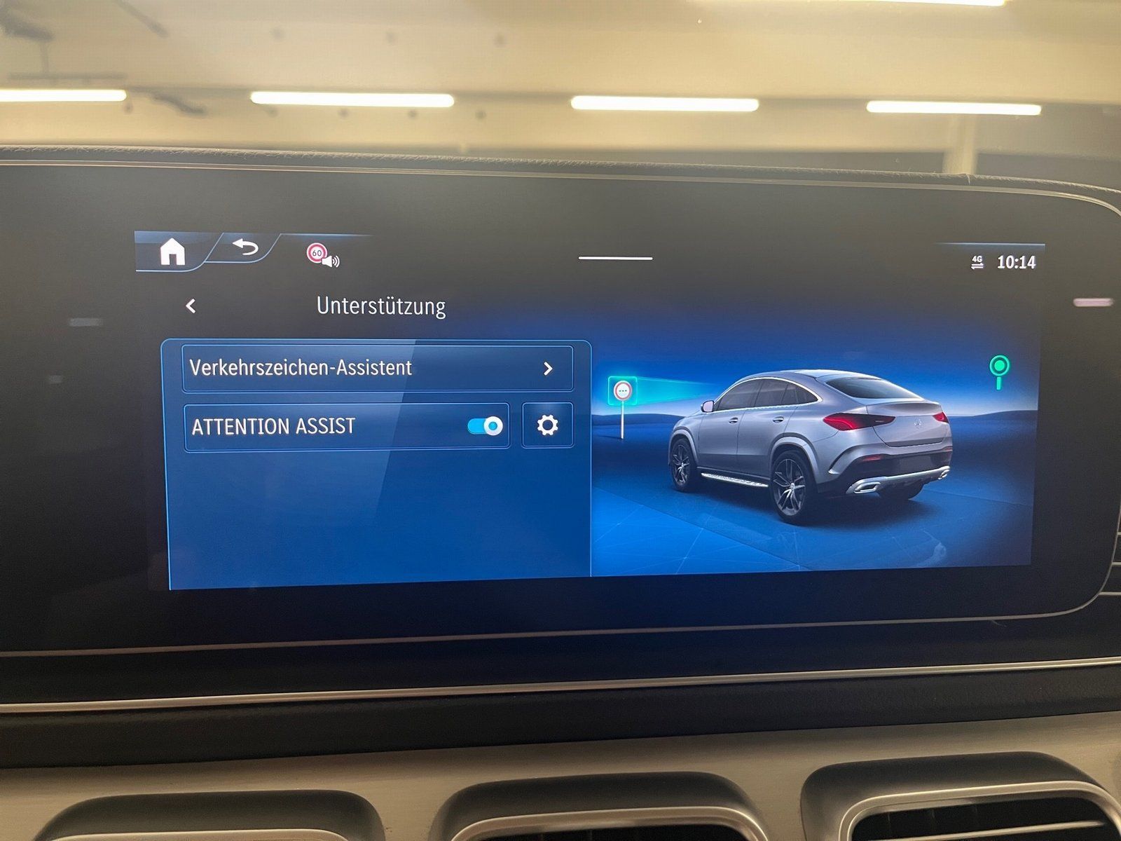 Fahrzeugabbildung Mercedes-Benz GLE 350 de 4M AMG Coupé*Pano*Totwin*AIRMATIC*360