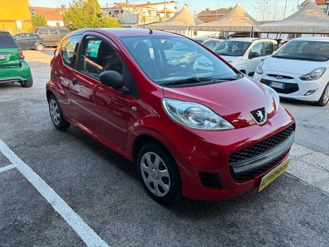 Peugeot 107 1.0 68CV 3p. Sweet Years
