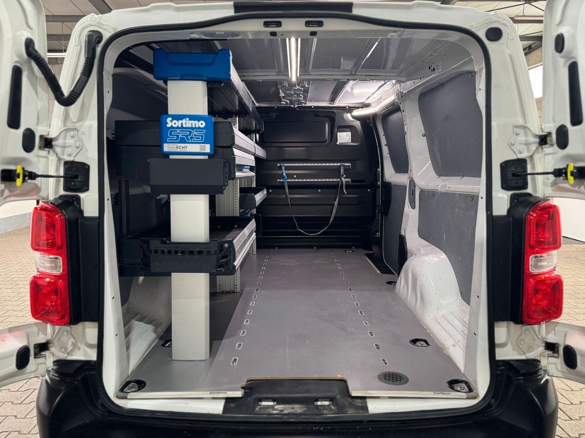 Fahrzeugabbildung Opel Vivaro Edition L3#Sortimo#Kamera#Klima#CarPlay