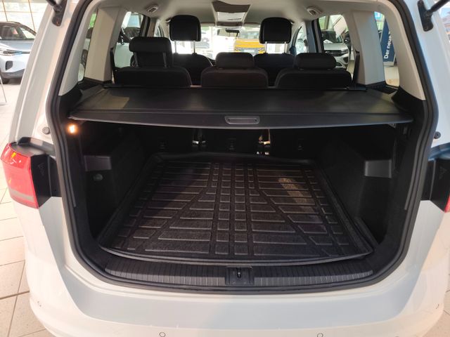 Touran 1.6 TDI *Navi*APP*Tempomat*PDC