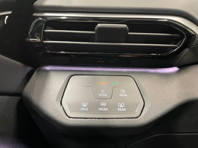 ID.4 Pro 82 kWh WÄRMEPUMPE AHK ACC