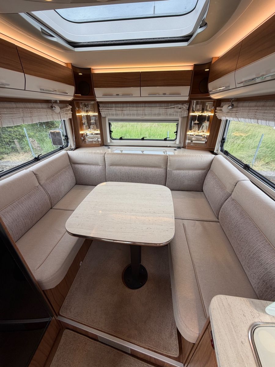 Fahrzeugabbildung HYMER / ERIBA / HYMERCAR B-Klasse 534 DL