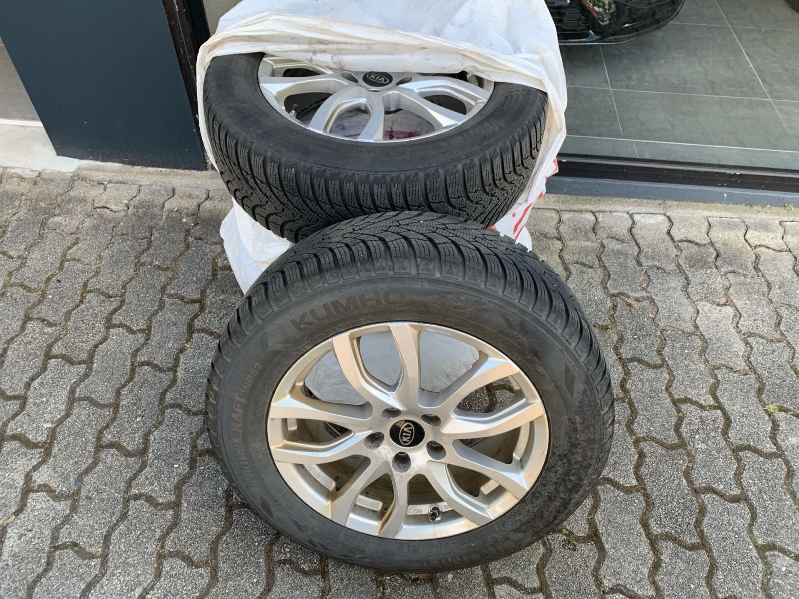 Fahrzeugabbildung Kia Sportage 1.6 T-GDI 7-DCT Black Edition Pan.Dach