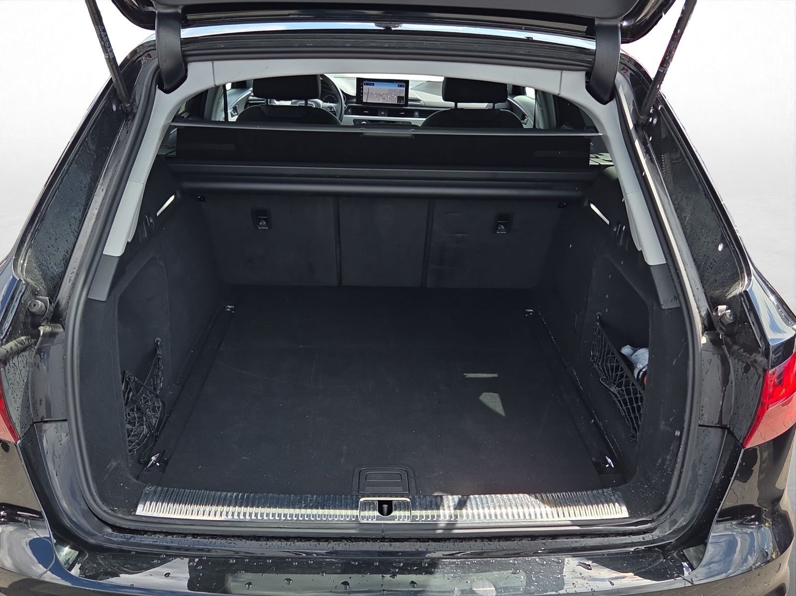 Audi A4 - Bild 11