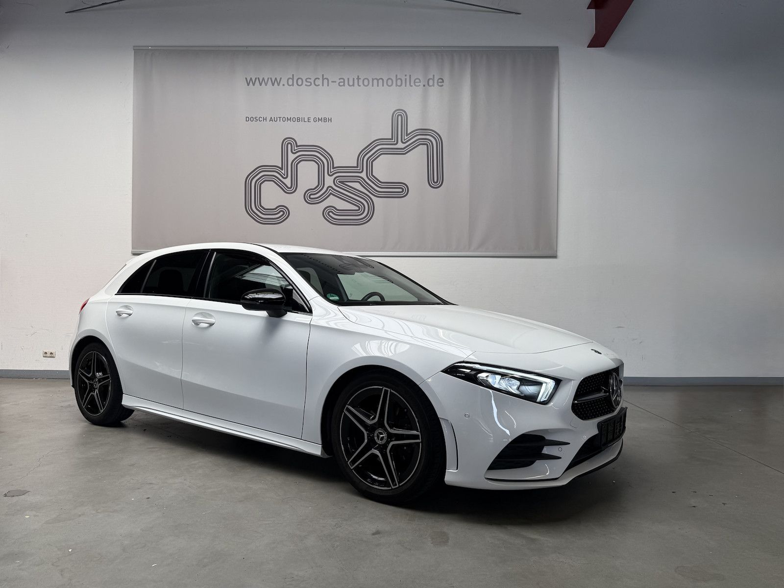 Mercedes-Benz A 180 d AMG/NAVI-PREM./AMBIENTE/LED/PDC