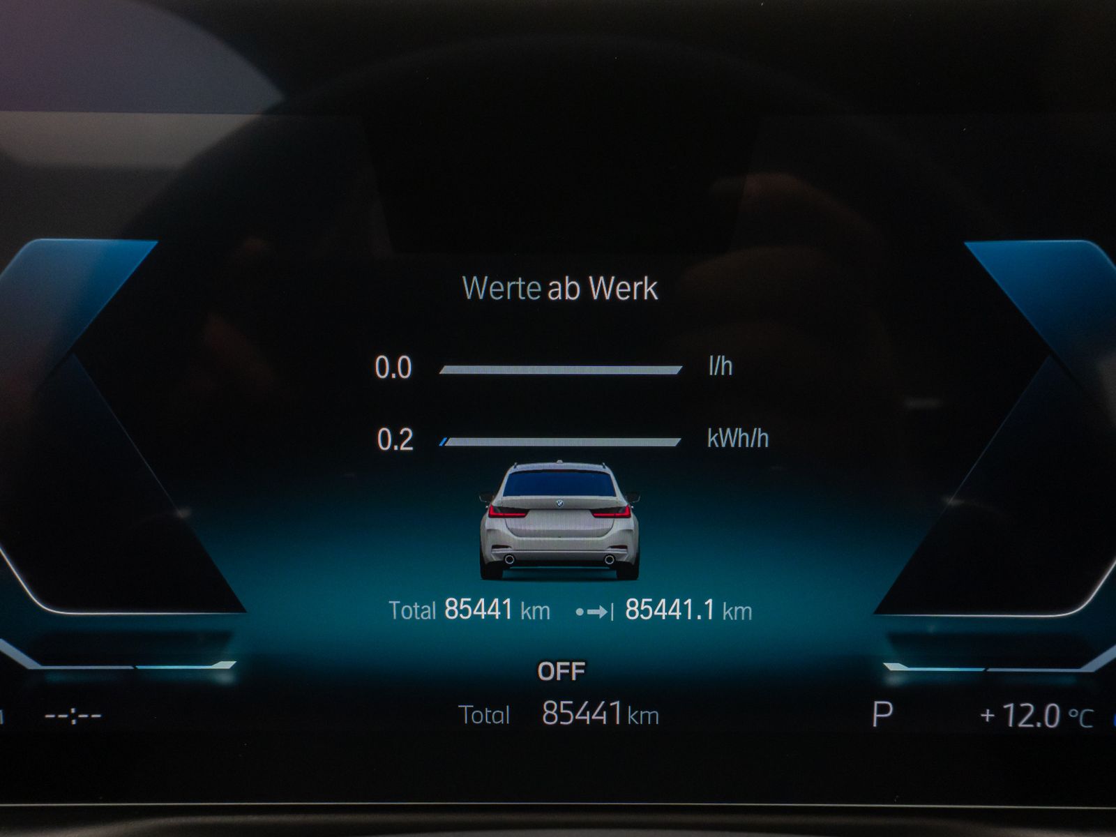 Fahrzeugabbildung BMW 320e DAB CockPitPlus PDC Geschwindigkeitsreg LED