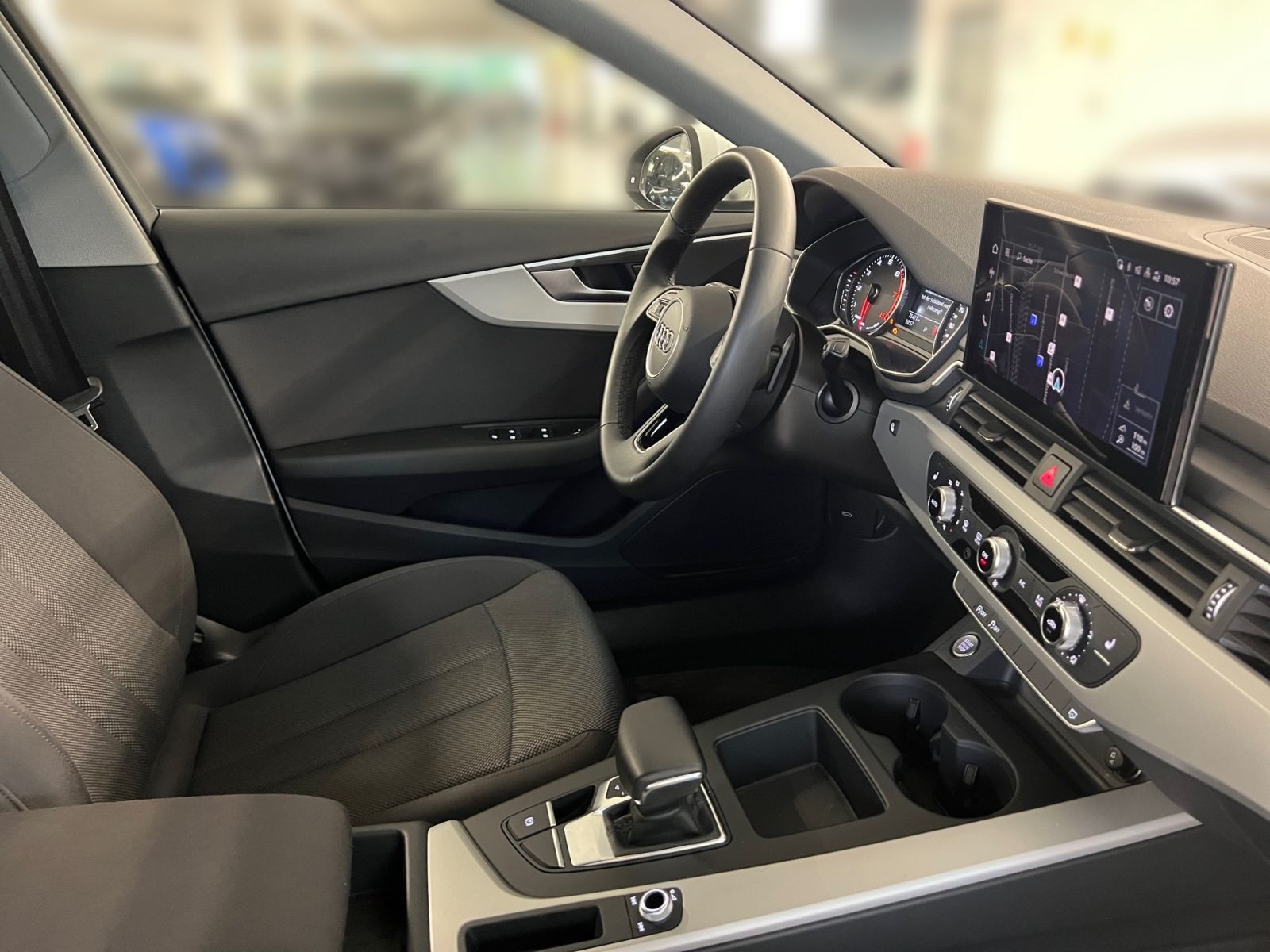 Audi A4 - Bild 12