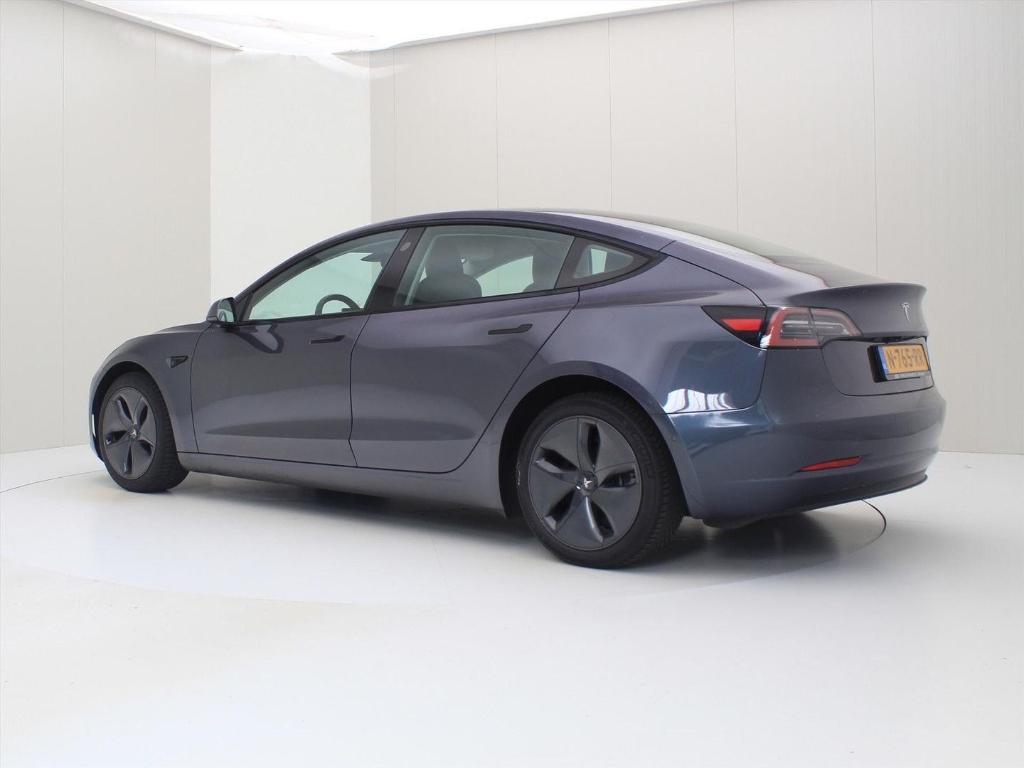 Tesla Model 3 Standard RWD Plus 90.6% SoH FACELIFT [ L imagem 3