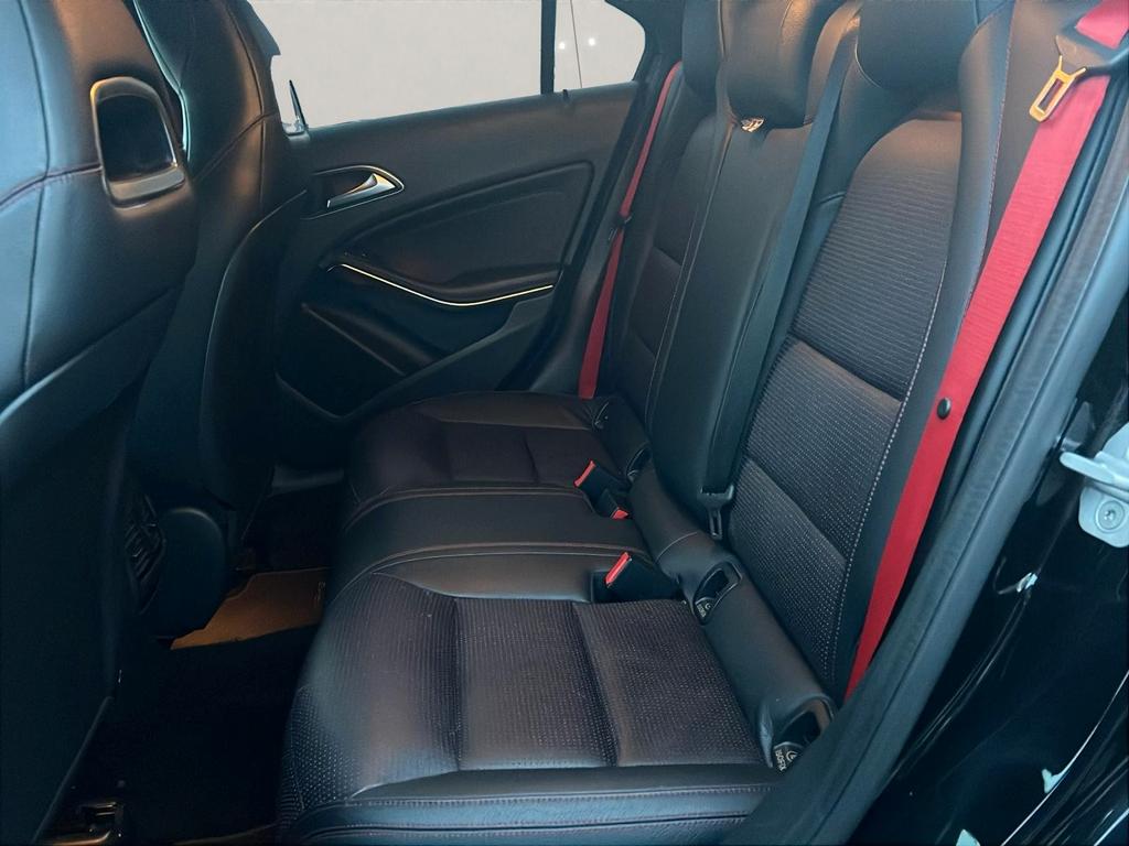 Mercedes-Benz A 45 AMG