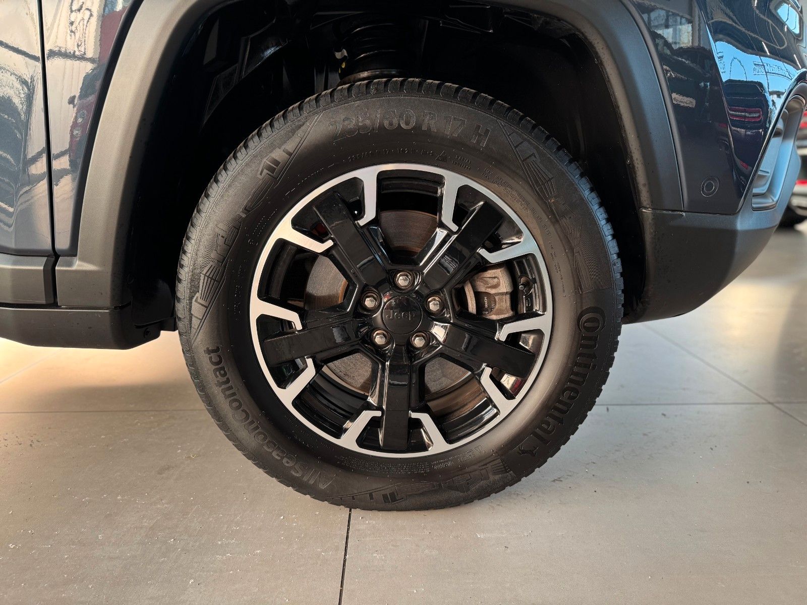 Fahrzeugabbildung Jeep Compass 1.3 Plug-In Hybrid Trailhawk  4WD