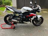 Triumph Street Triple R 675 - TRIUMPH 675 STREET TRIPLE