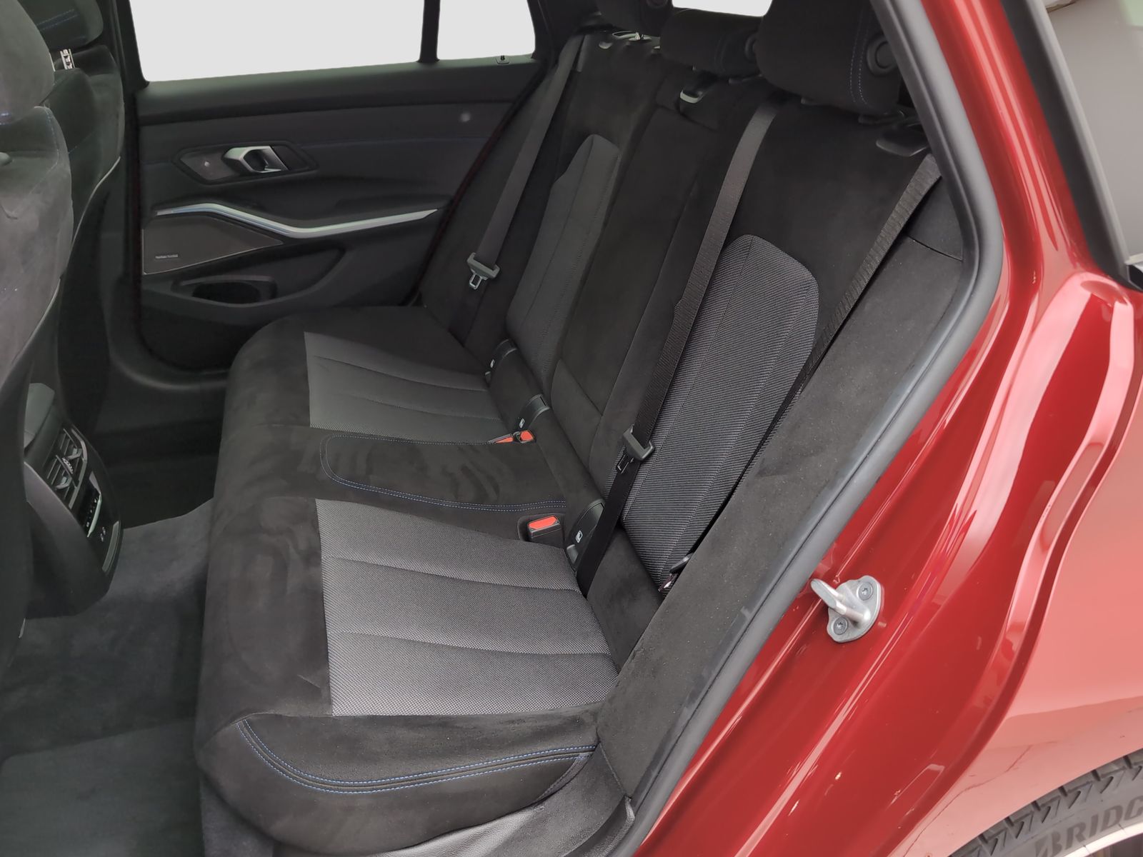 BMW 330 - Bild 9