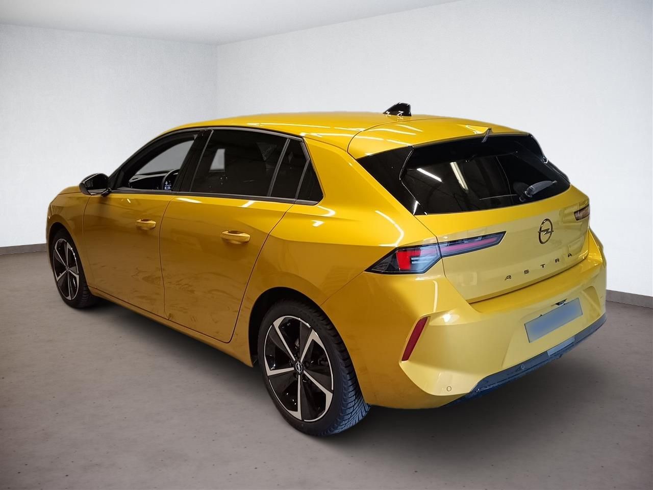 Fahrzeugabbildung Opel Astra L 1.2 Turbo GS AT+Navi+360°+Frontscheibe h