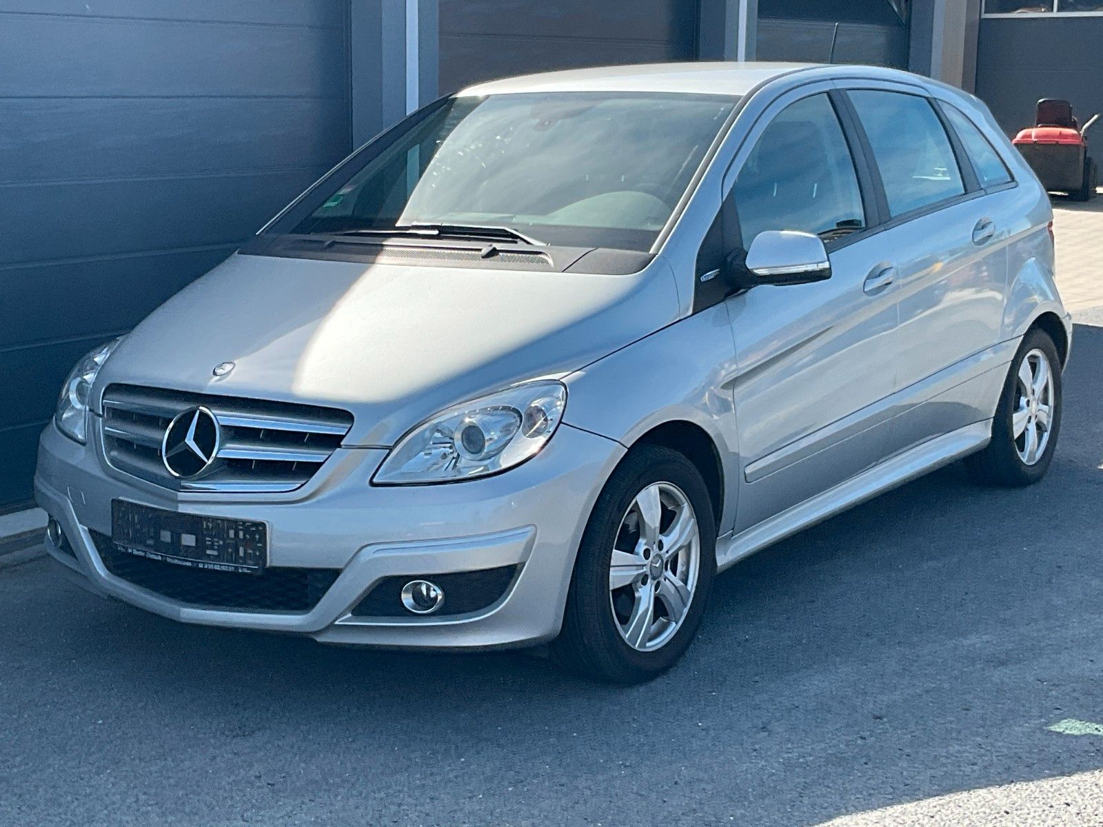 2009 Mercedes Benz B 180