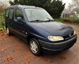 Peugeot Partner Zenith 1.6, Panorama, AHK,... - Peugeot Partner in Bochum