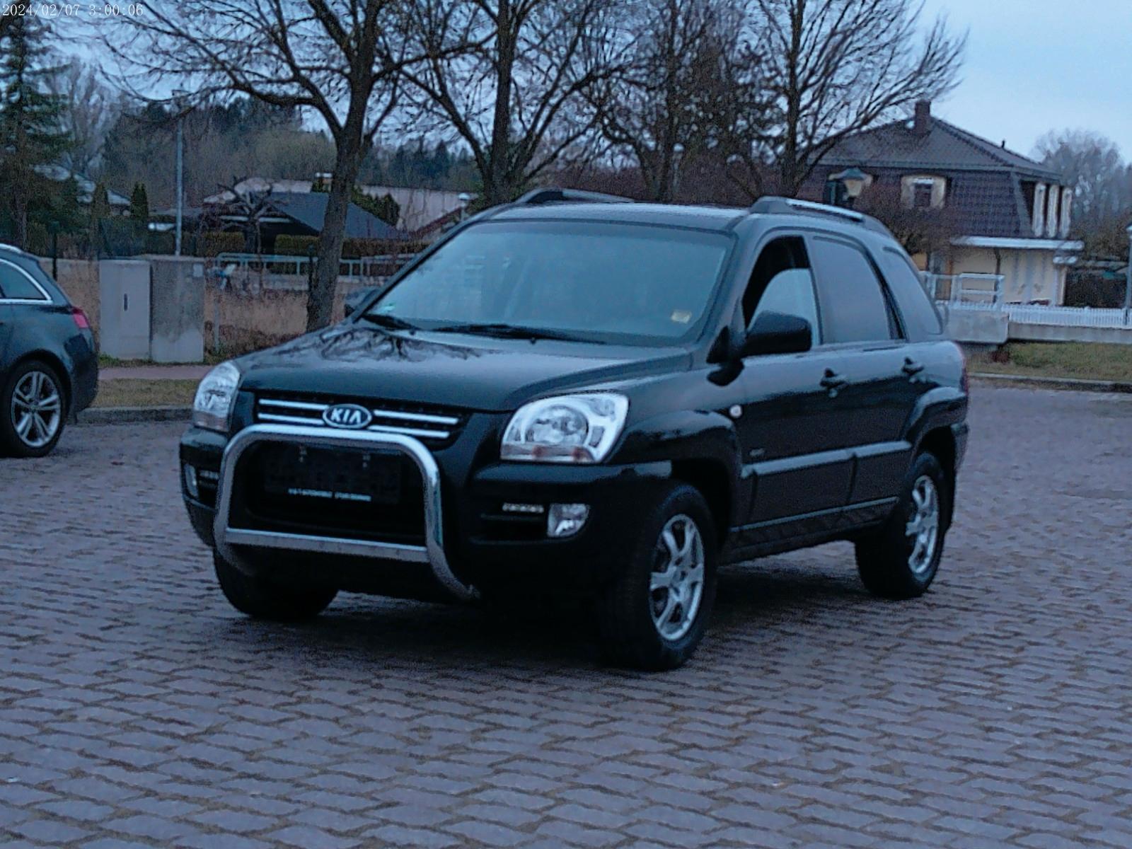 Kia Sportage V6 EX 4x4 TÜV NEU AHK LEDER S-HEFT