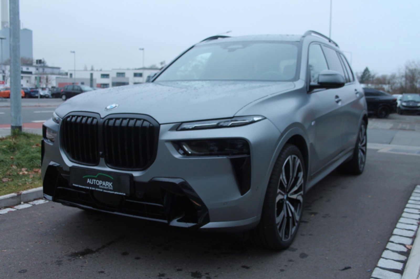 BMW X7 xDrive 40 d M Sport Pro/23"/B&amp;W/UPE: 154.250