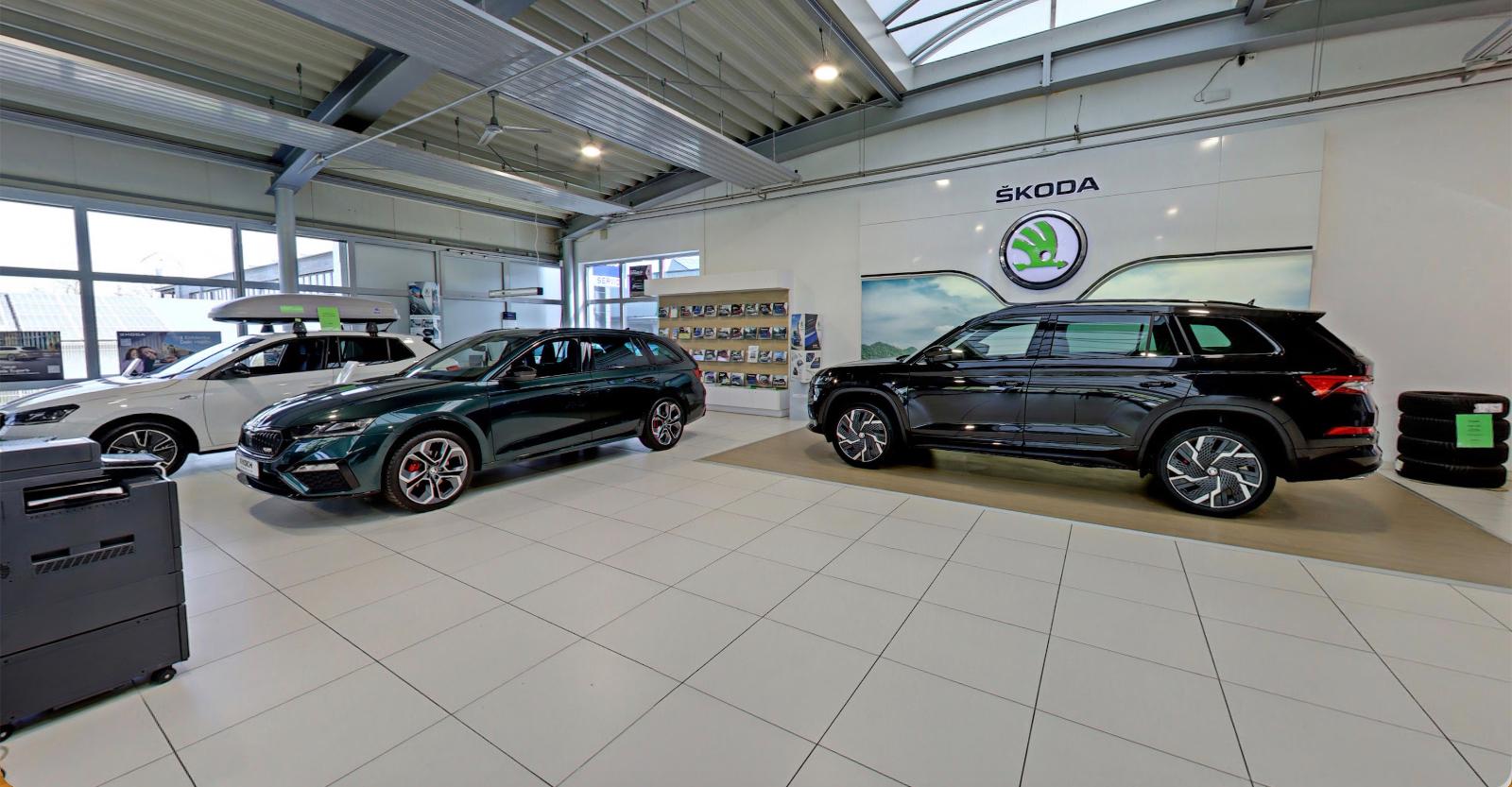 showroom-image-bottom