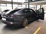 Porsche Panamera GTS, vulkangrau met. HUP, AHK, PDDC - Porsche Gebrauchtwagen in Wesel