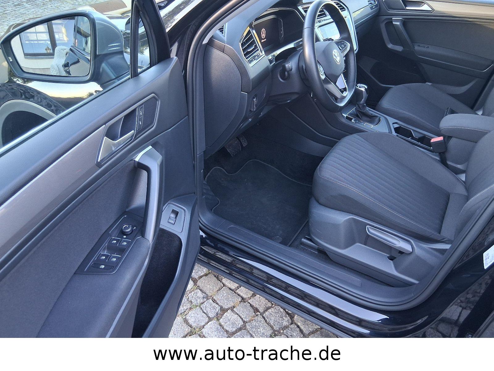 Volkswagen Tiguan  Life AHK Navi 7 Sitze GRA LED DAB Navi