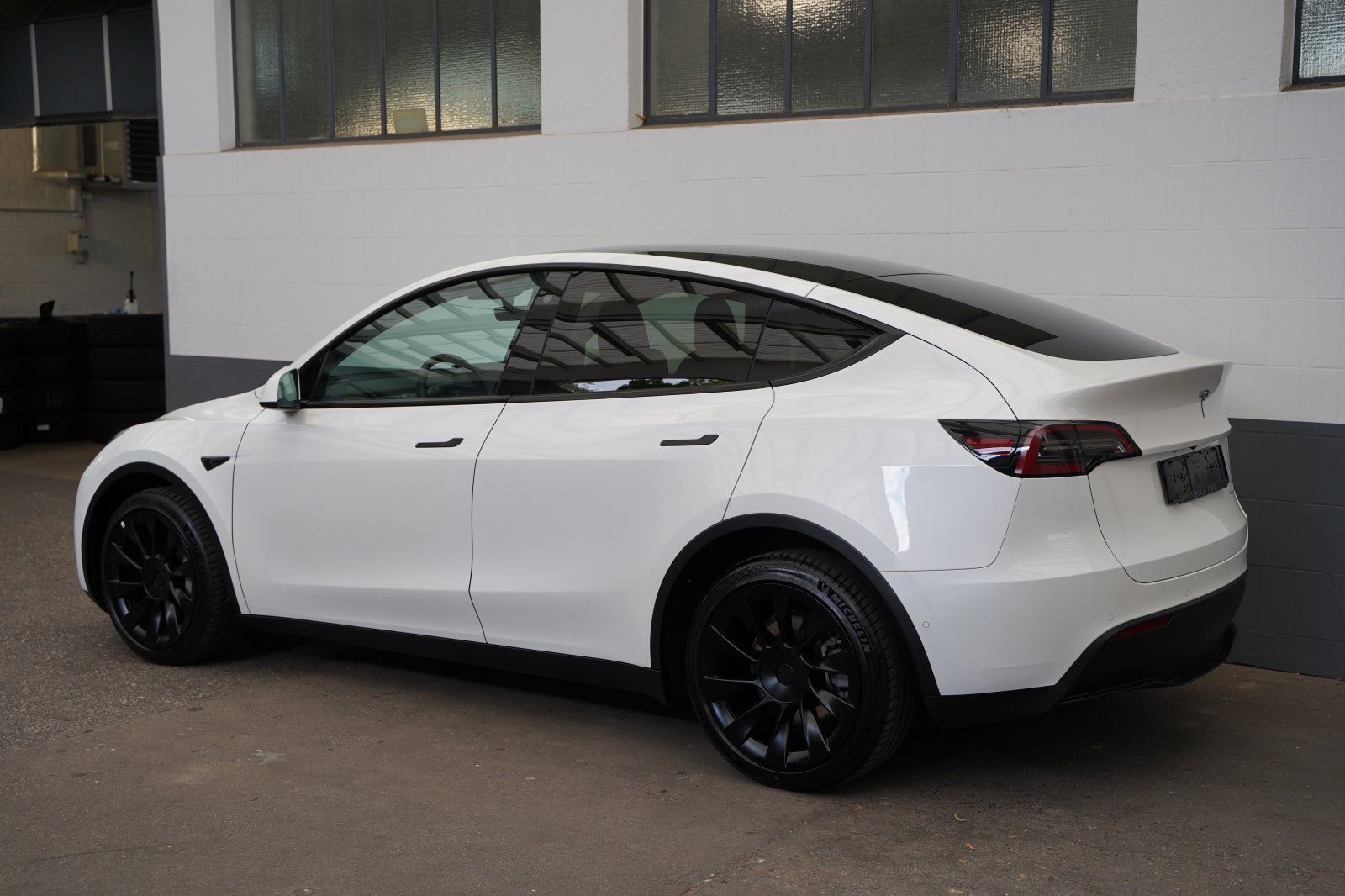 Tesla Model Y Long Range AWD 20-Zoll foto 6
