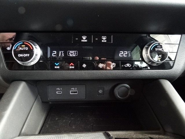 Fahrzeugabbildung Mitsubishi Outlander SEL Special Edition US-Import