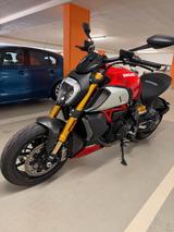 Ducati Diavel 1260 S - TÜV/Service neu - wenig KM  - DUCATI DIAVEL 1260 S