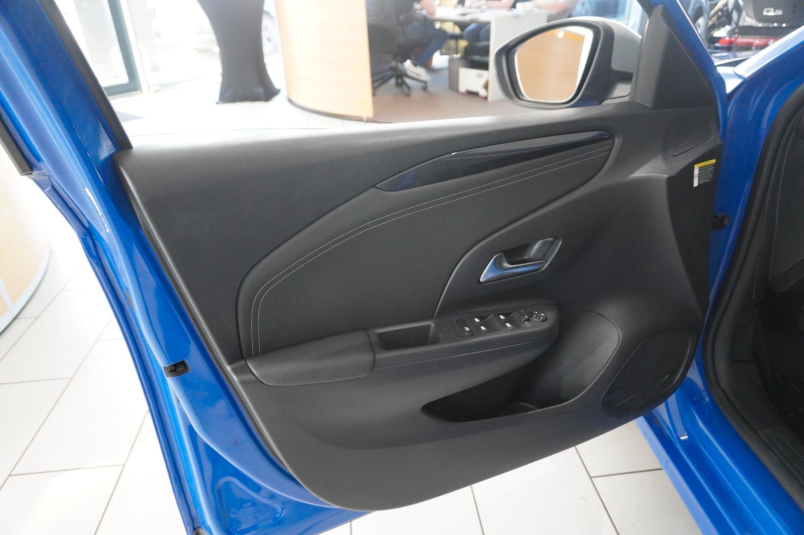 Fahrzeugabbildung Opel Corsa F 1.2T ELEGANCE NAVI/LED/SPORT/VIRTU./DAB+