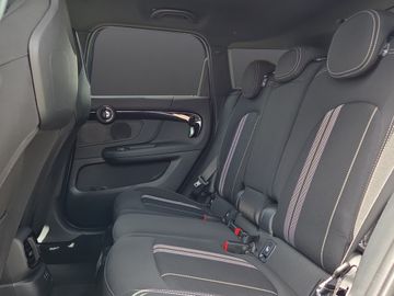 MINI Cooper Countryman - 11