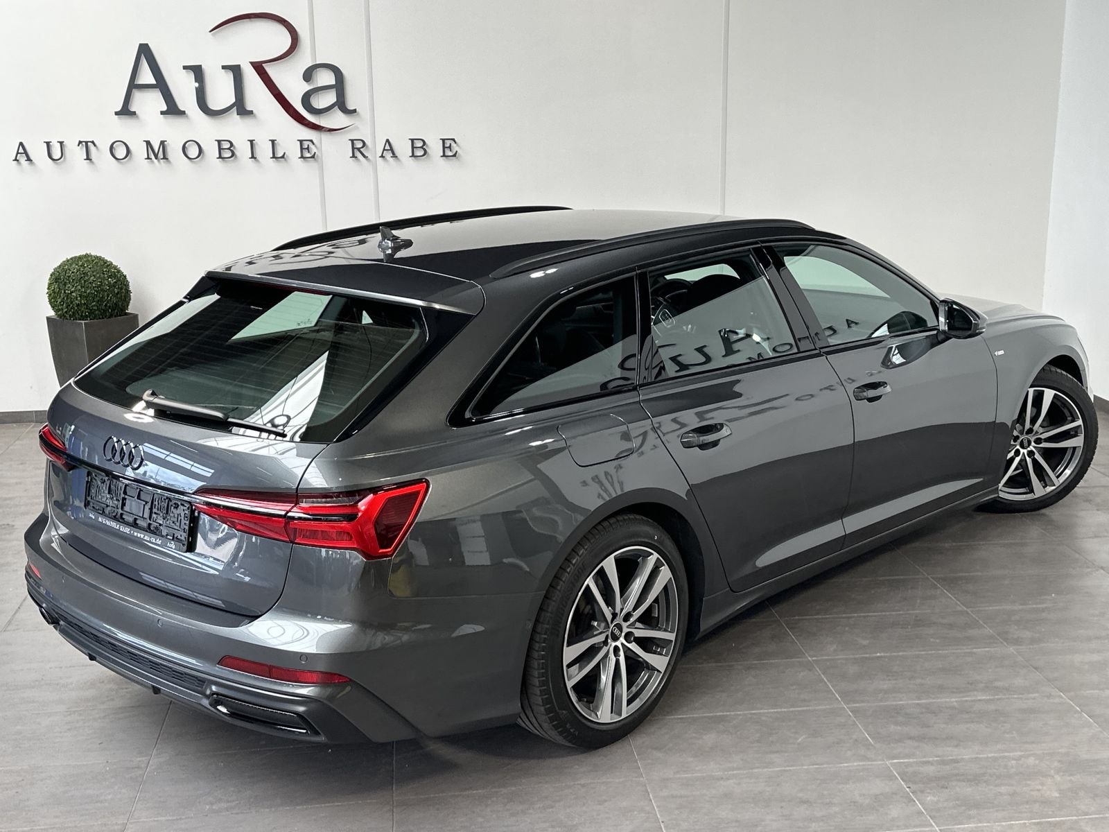 Fahrzeugabbildung Audi A6 Avant 40 TDI S-Line Black NAV+LED+ACC+19ZO+VC