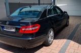 Mercedes-Benz E 350 CDI 4MATIC BlueEFFICIENCY - - Mercedes-Benz E 350 aus 2011: 4matic