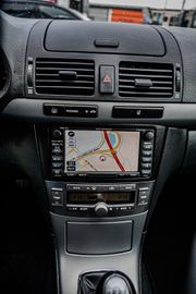 Fahrzeugabbildung Toyota Avensis Executive 1.HAND| NAVI | AHK |  TÜV NEU