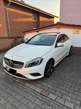 Mercedes-Benz Mercedes A 180 W176 mit Pano Schiebedach X... - Mercedes-Benz A-Klasse W176
