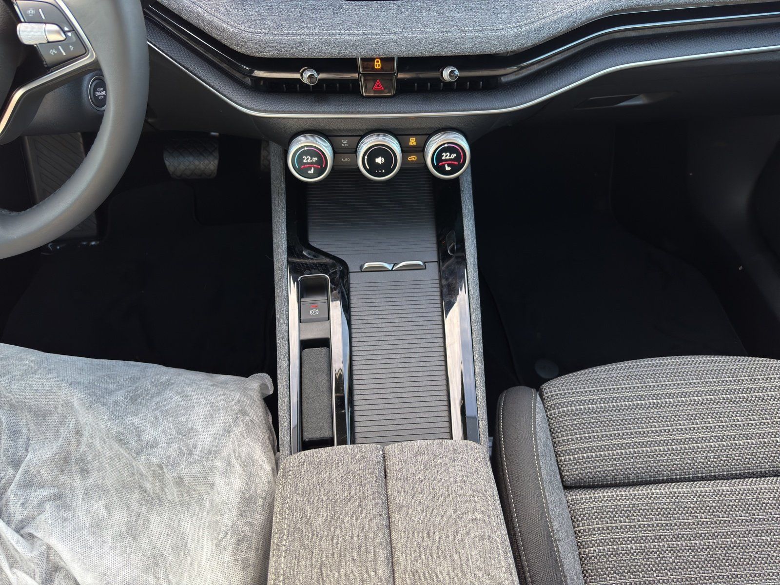 Fahrzeugabbildung SKODA Superb Combi Selection 2,0 TDI 110 kW DSG