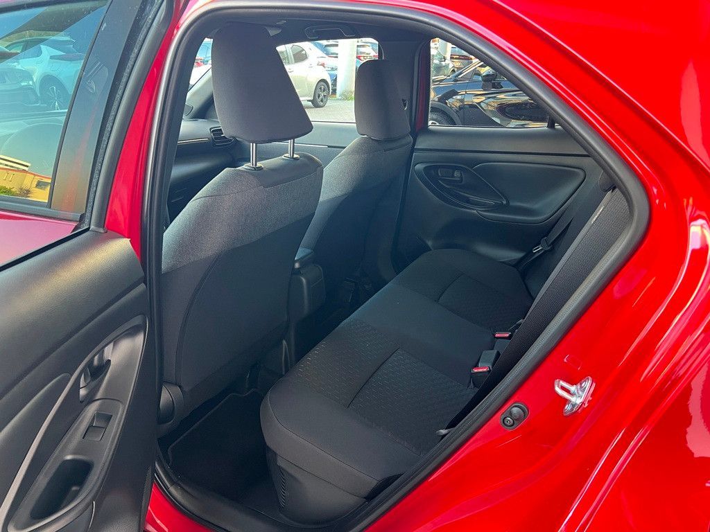 Fahrzeugabbildung Toyota Yaris Cross 1.5 E FWD Teamplayer Kamera,LED,Navi