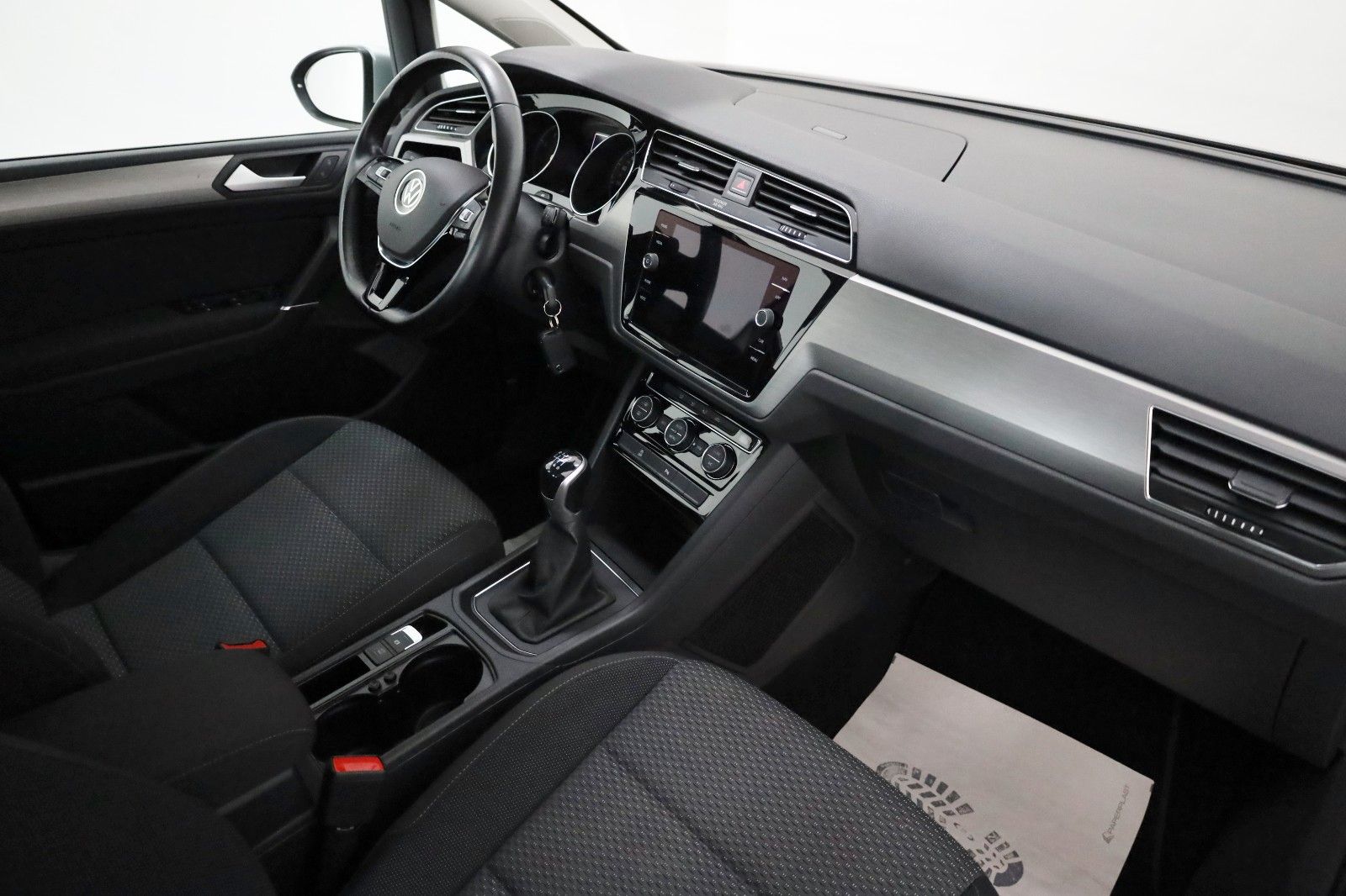 Fahrzeugabbildung Volkswagen Touran Comfortline 7 Sitzer,Navi,SH,PDC,ACC,AHK