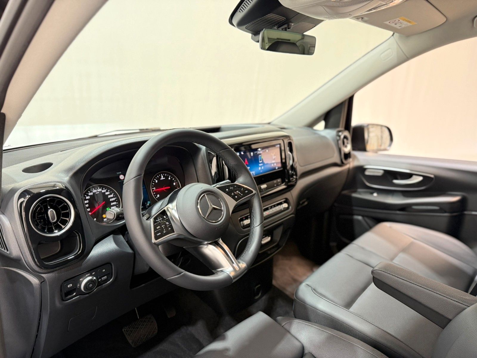 Fahrzeugabbildung Mercedes-Benz Vito Tourer 116 CDI RWD SELECT lang