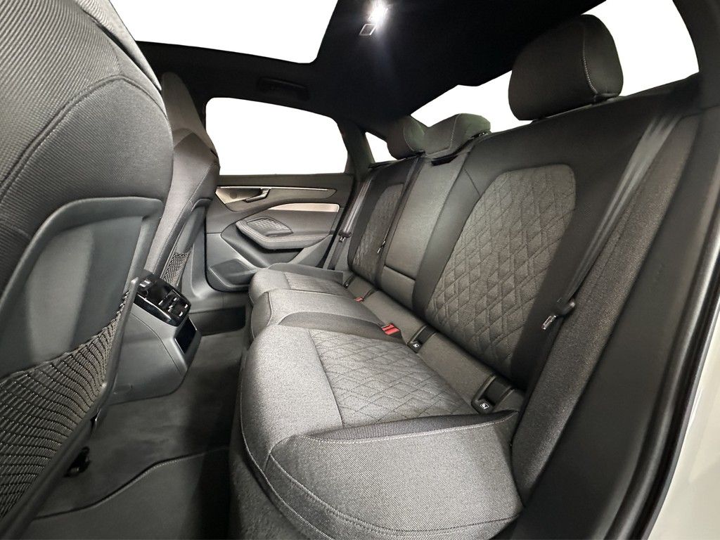 Audi A6 - Bild 17