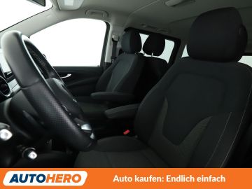 Mercedes V 220 - 10