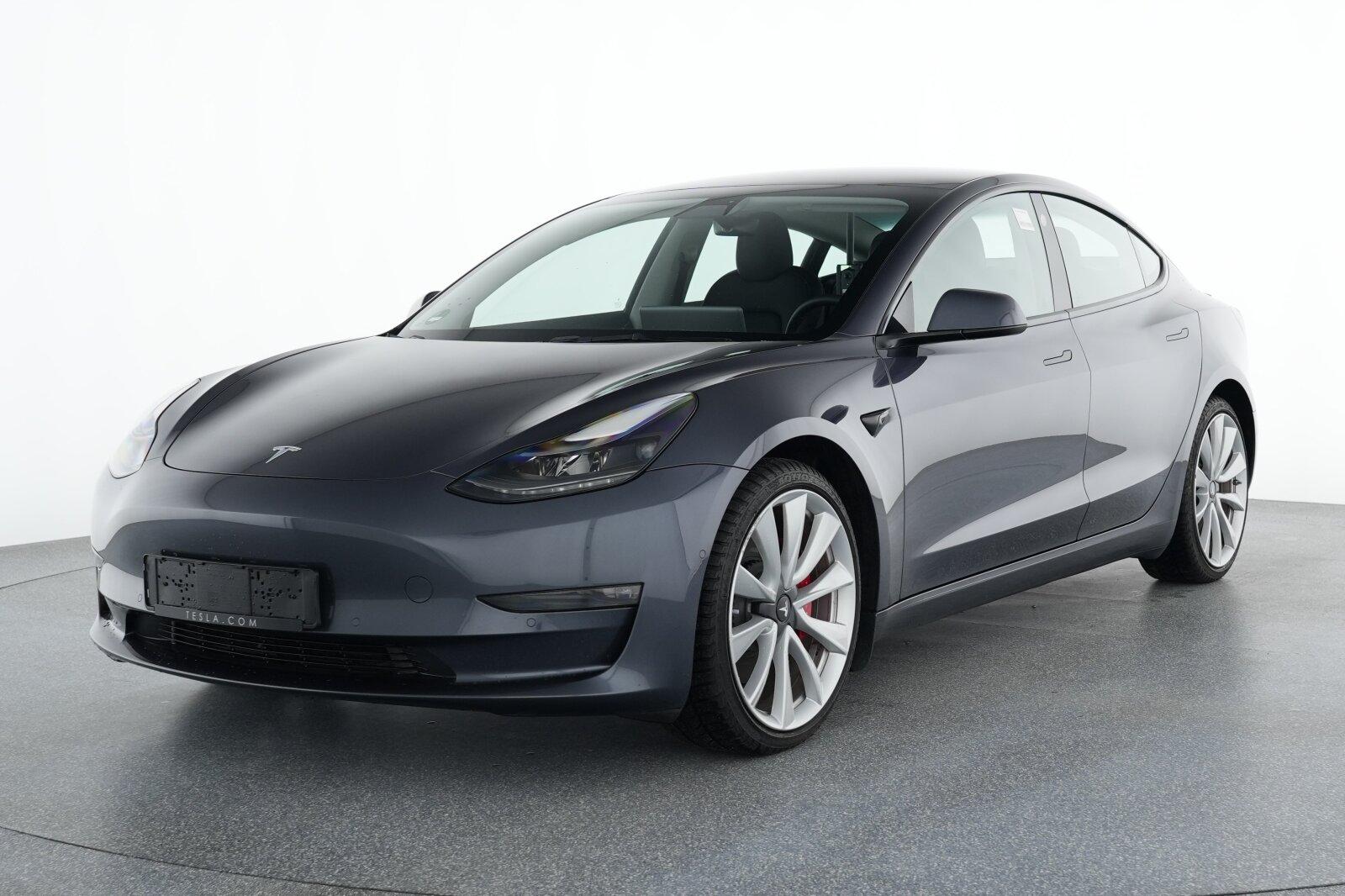 Tesla Model 3 Performance 82 kWh Erw.AUTOPILOT