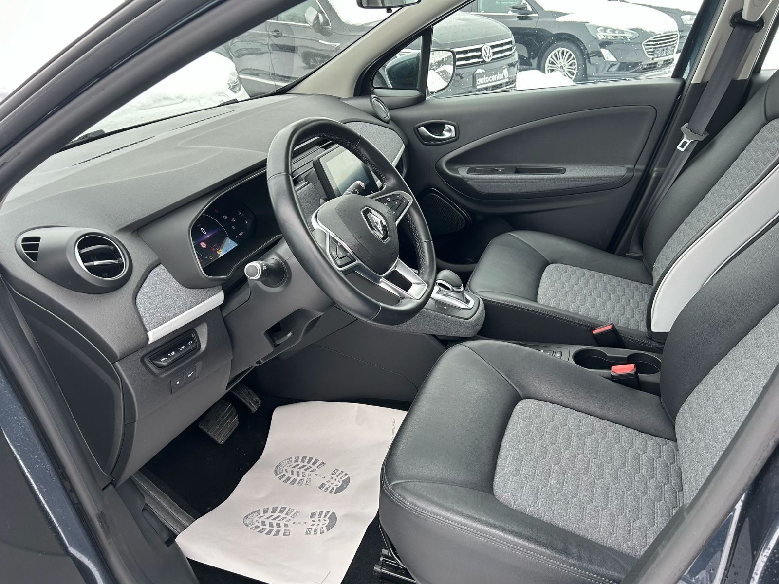 Fahrzeugabbildung Renault ZOE Experience°52 kWh°Winterpaket°1.Hand°PDC°