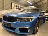 BMW M550i M-Paket xDrive HeadUp Soft-Close Schiebed. - BMW M550 in Dortmund