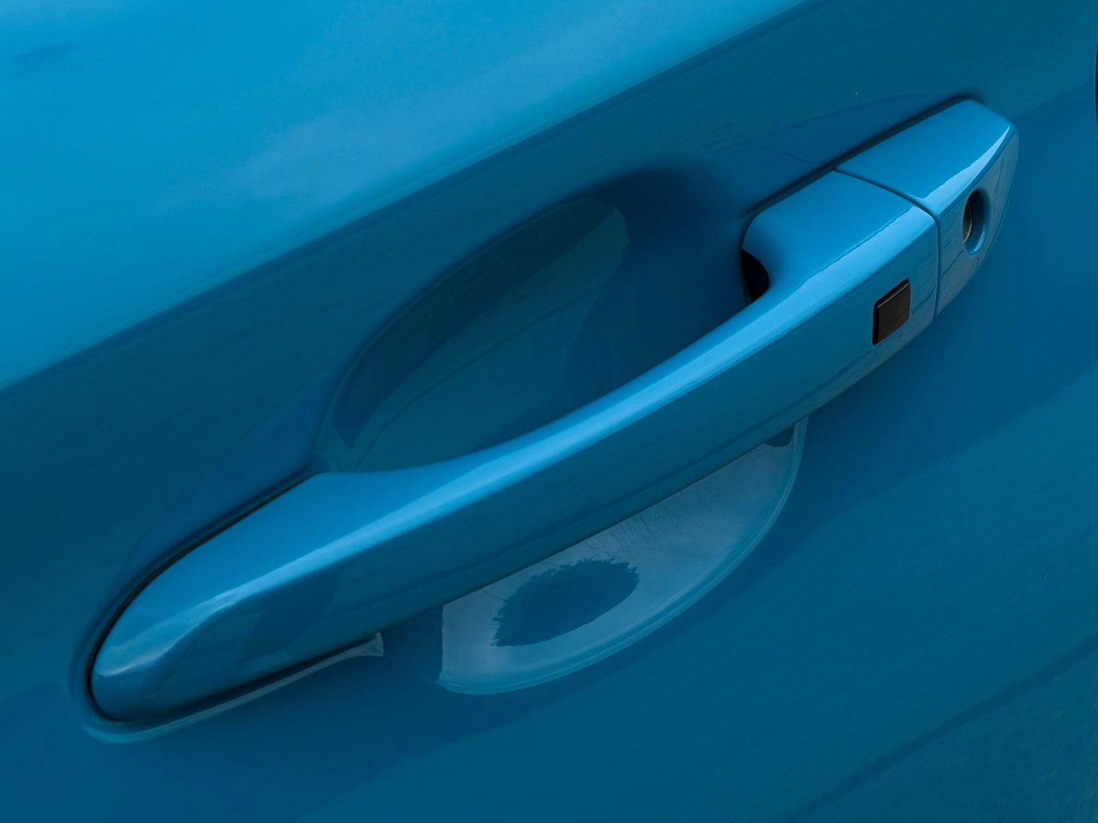 Fahrzeugabbildung Hyundai KONA E Select LKA ACC PDC SHZ LHZ CarPlay Navi