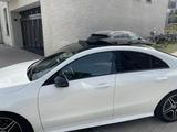 Mercedes-Benz CLA 180 - AMG LINE SPORT PAKET PANORAMADACH - Mercedes-Benz CLA 180 von privat